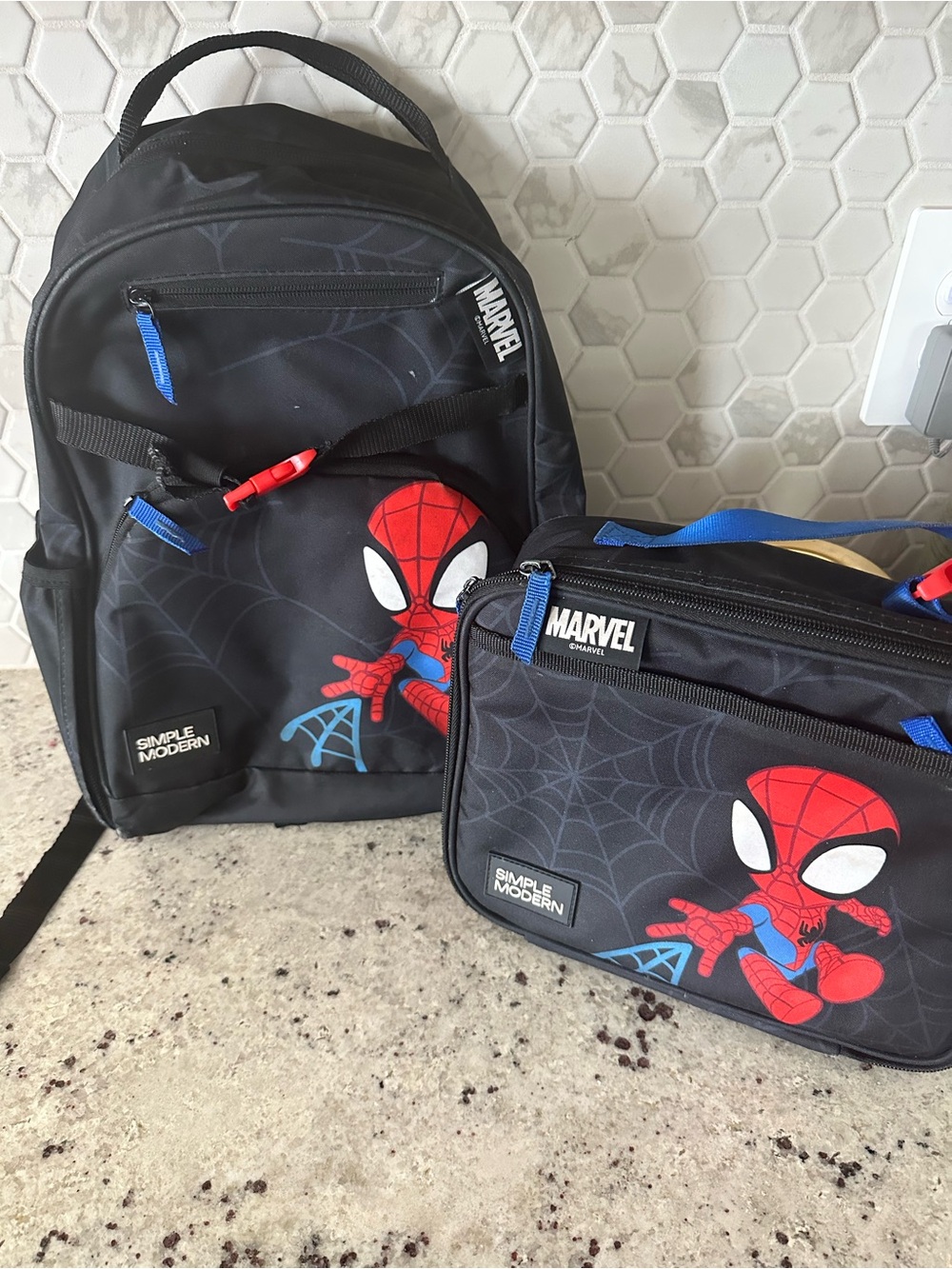 Simple Modern Marvel Kids Spider-Man Black Backpack and Lunch box
